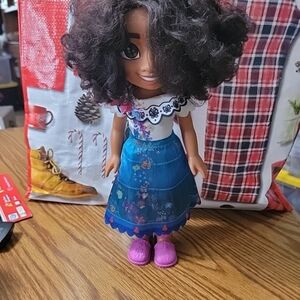 Disney Encanto Mirabel Hispanic Latina Curly Hair Doll Figure Smile 11"